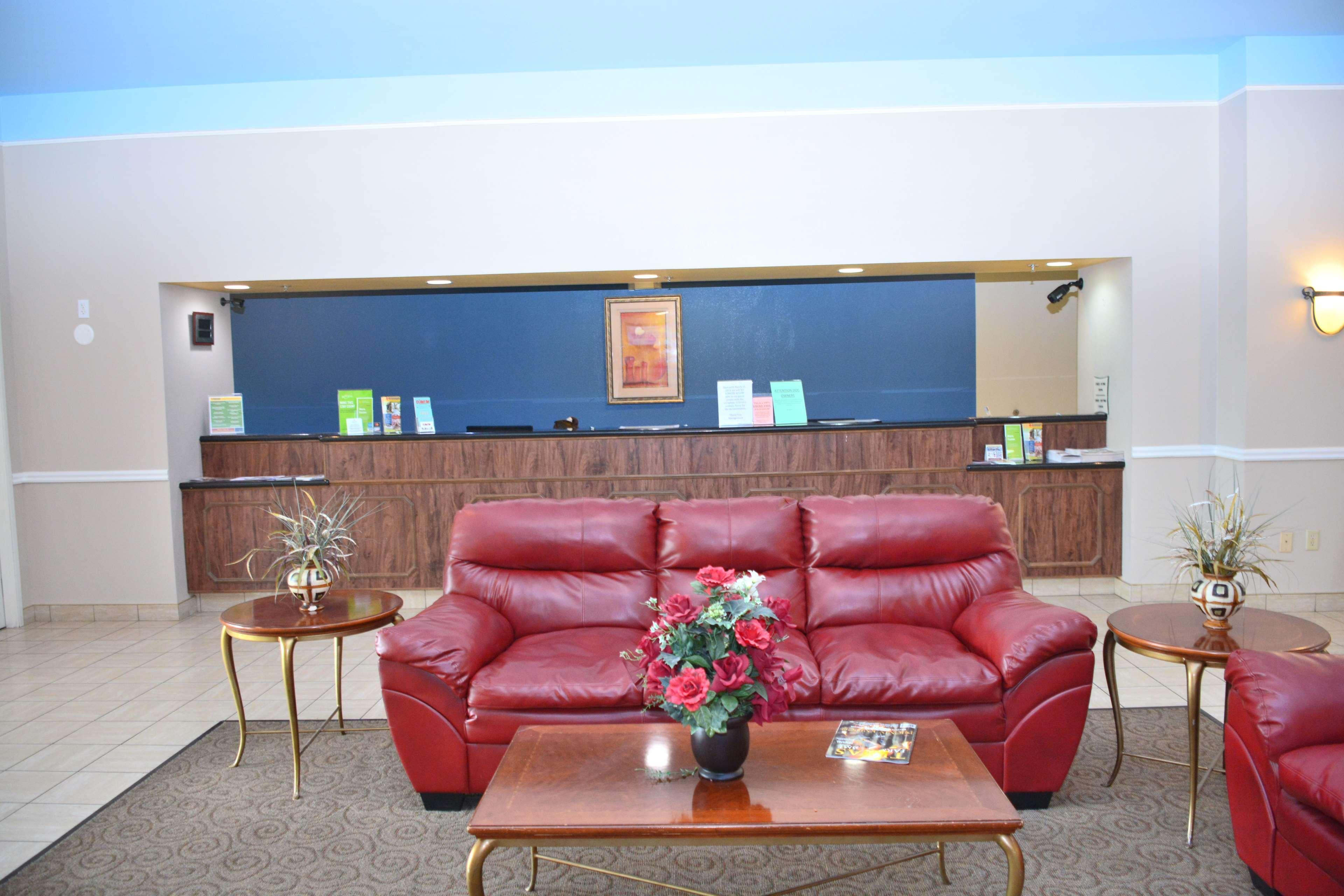 Baymont Inn & Suites Brenham Exteriör bild