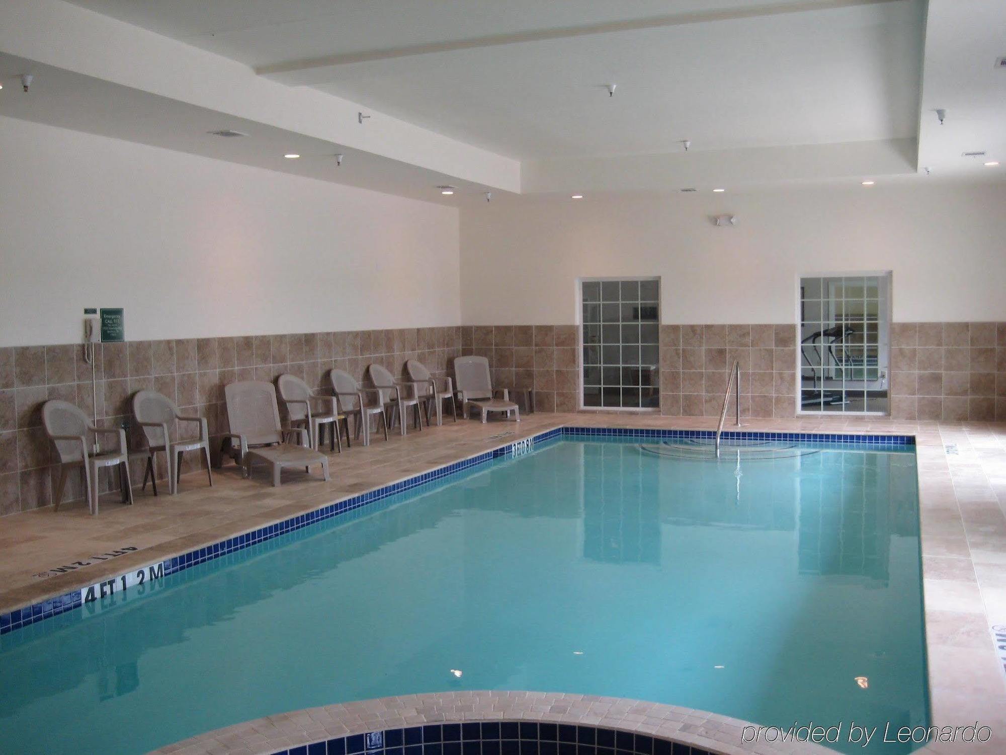 Baymont Inn & Suites Brenham Exteriör bild